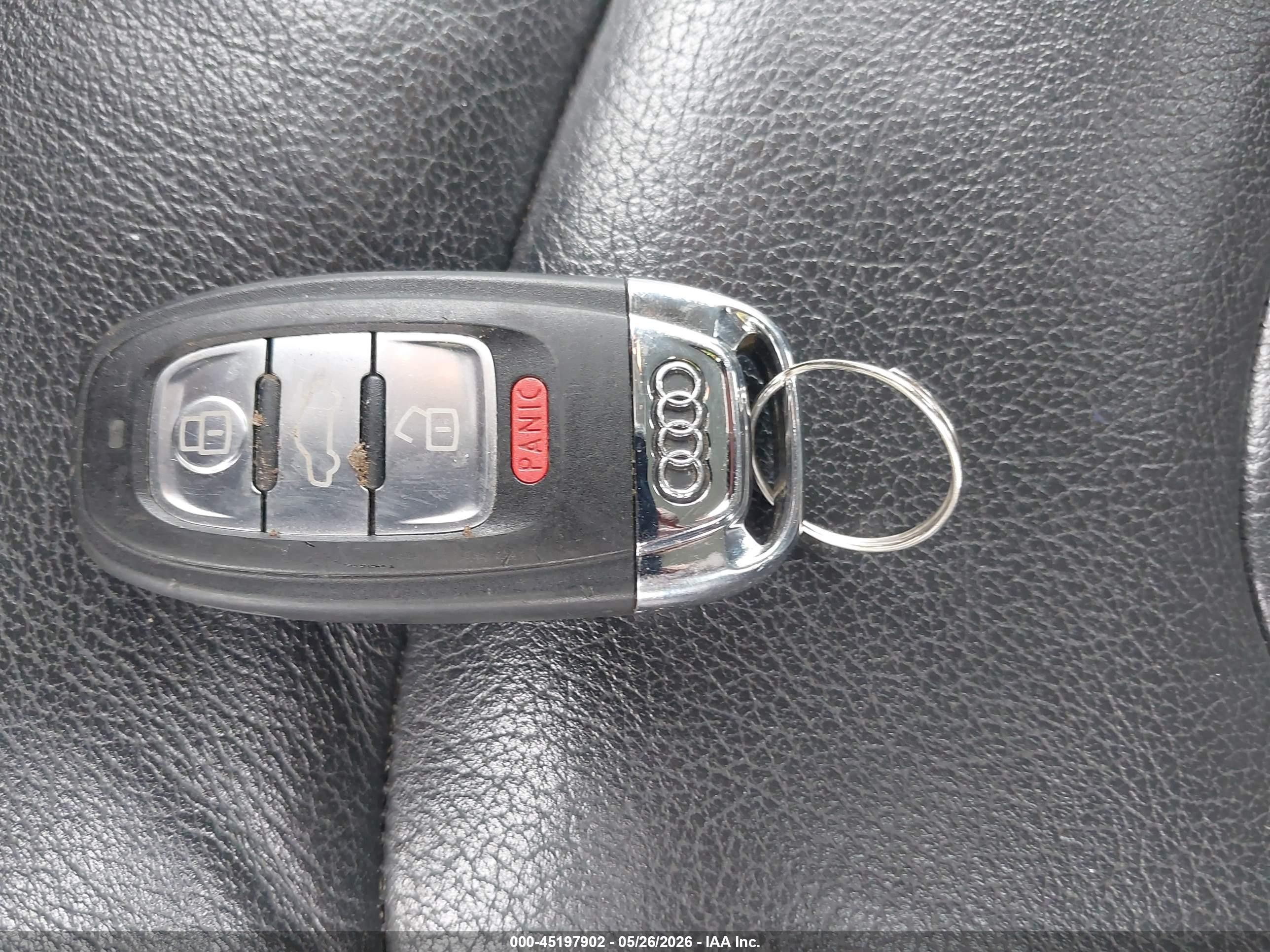 2013 Audi A4 2.0t Premium Silver vin: WAUBFAFL6DN044038