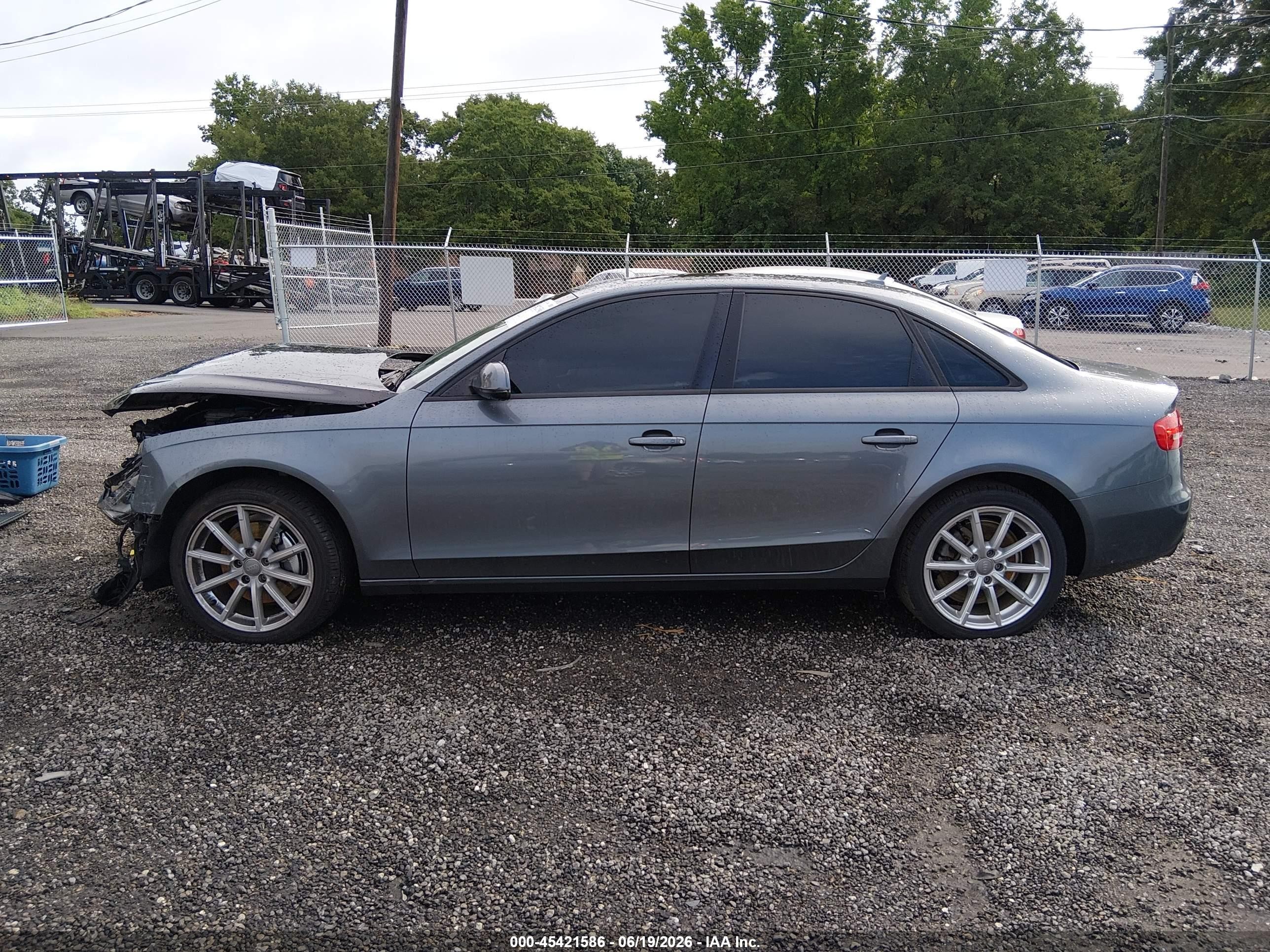 2014 Audi A4 2.0t Premium Gray vin: WAUBFAFL6EN039875