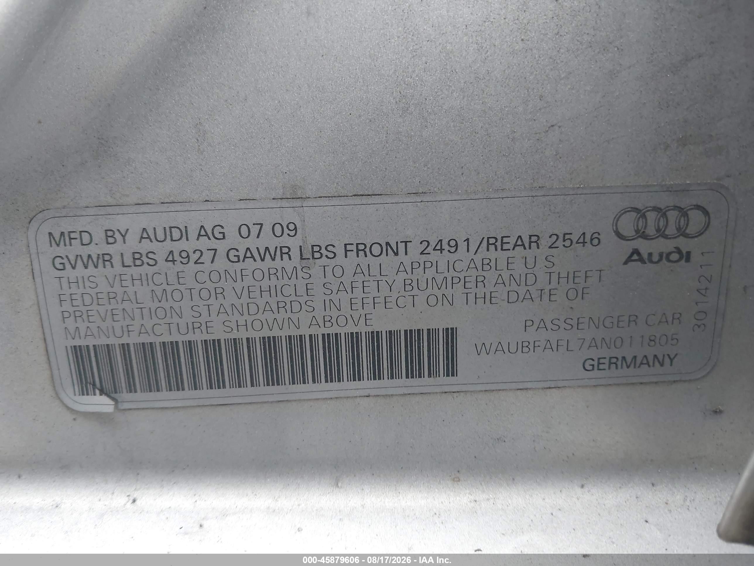 2010 Audi A4 2.0t Premium Серебряный vin: WAUBFAFL7AN011805