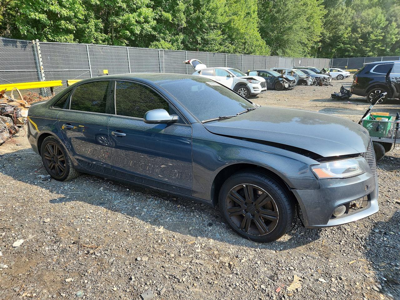 2011 Audi A4 Premium Серый vin: WAUBFAFL7BN010915