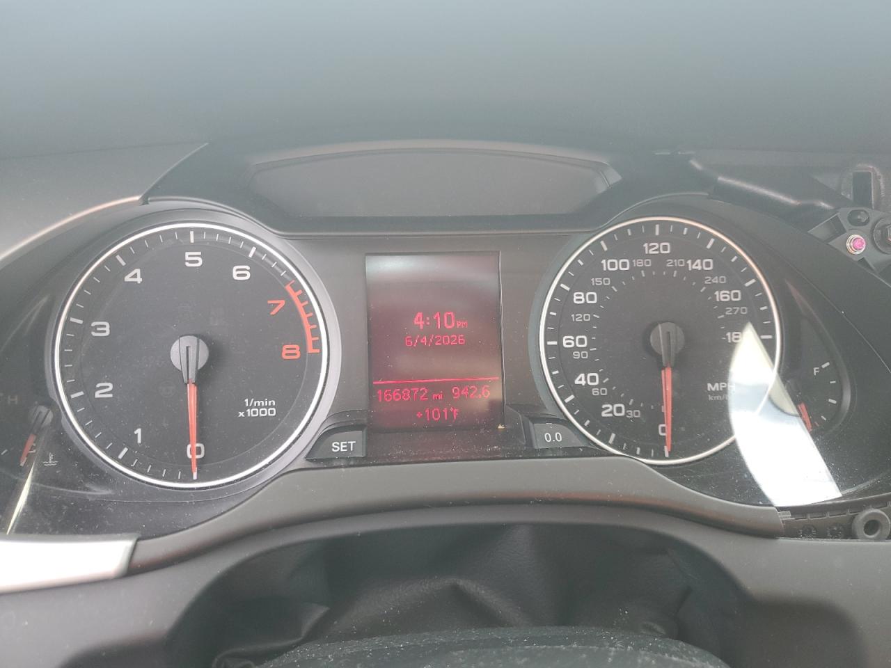 2011 Audi A4 Premium Gray vin: WAUBFAFL7BN054526