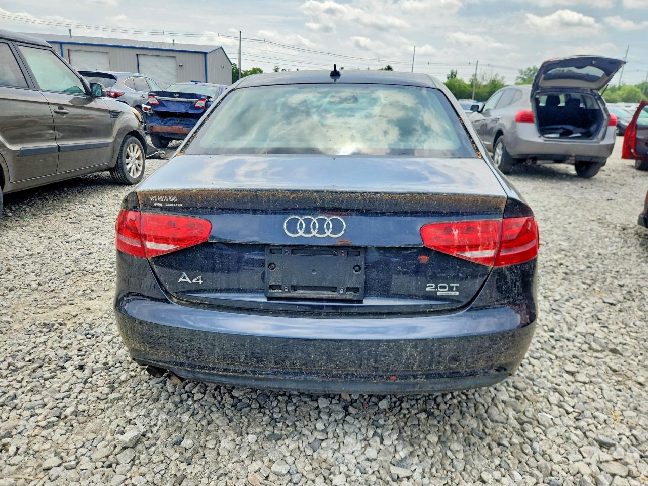 2013 Audi A4 Premium Серый vin: WAUBFAFL7DN010027