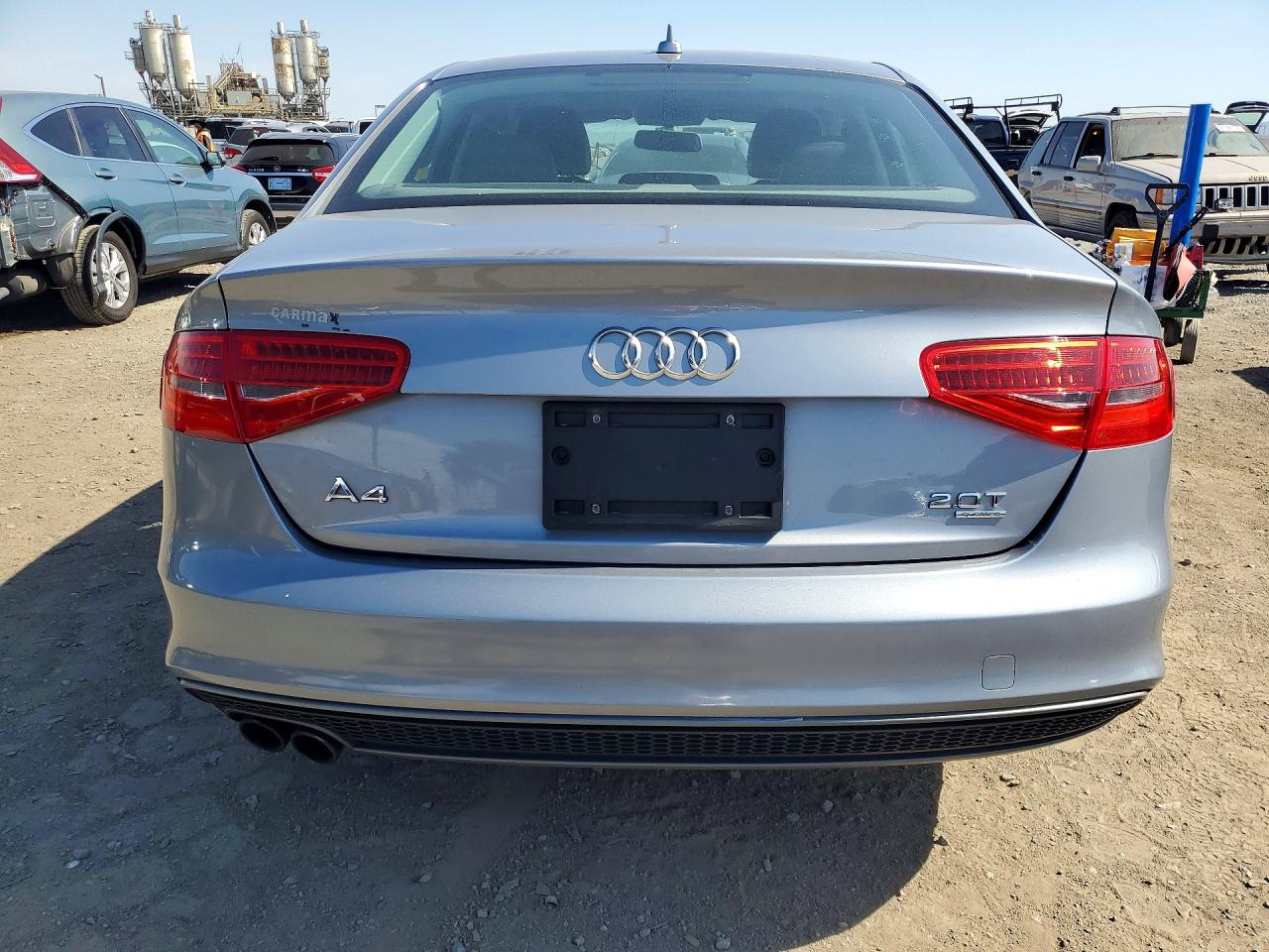 2015 Audi A4 Premium Серый vin: WAUBFAFL7FN016414