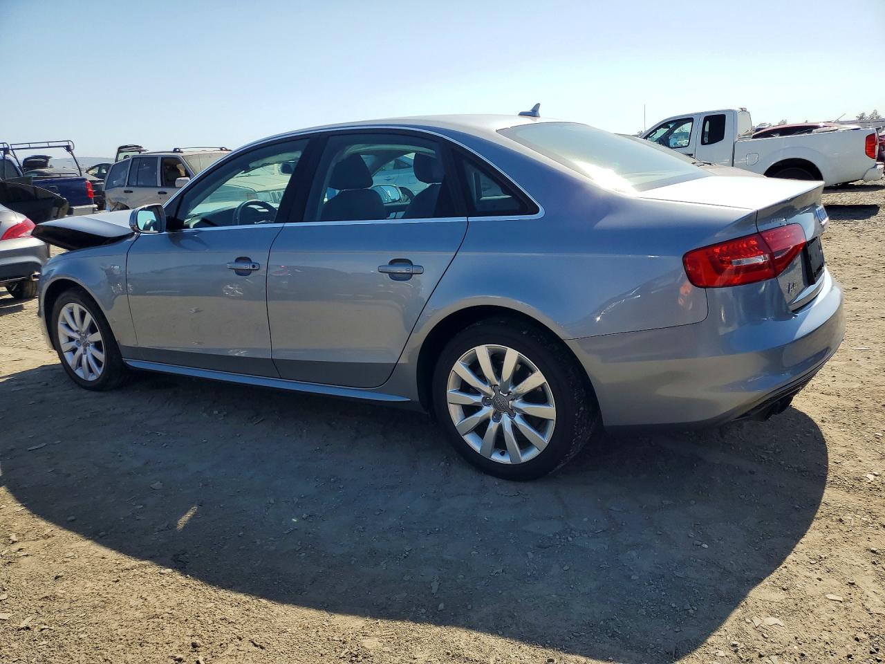 2015 Audi A4 Premium Серый vin: WAUBFAFL7FN016414