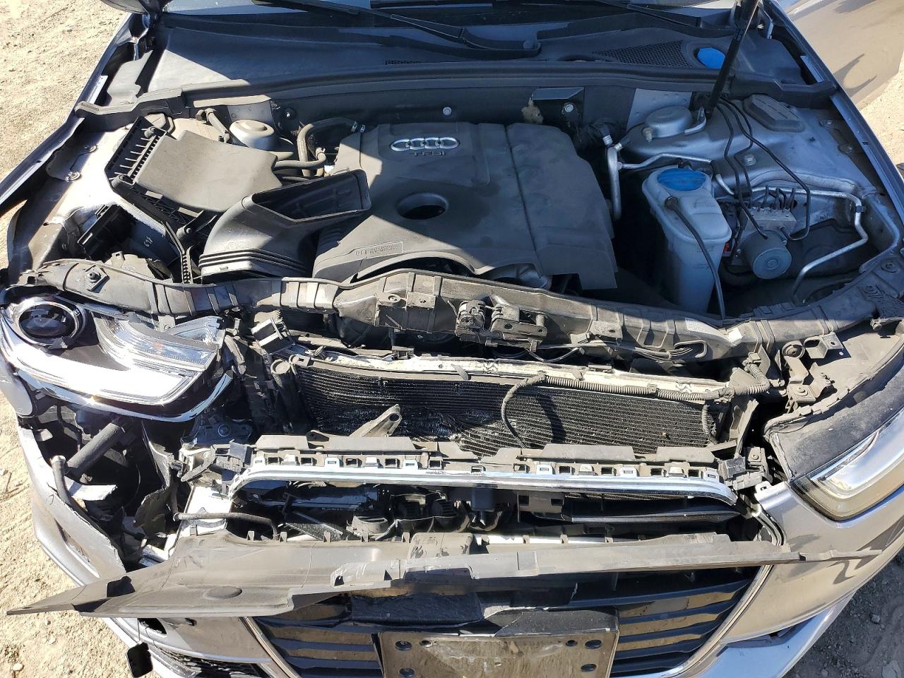 2015 Audi A4 Premium Серый vin: WAUBFAFL7FN016414