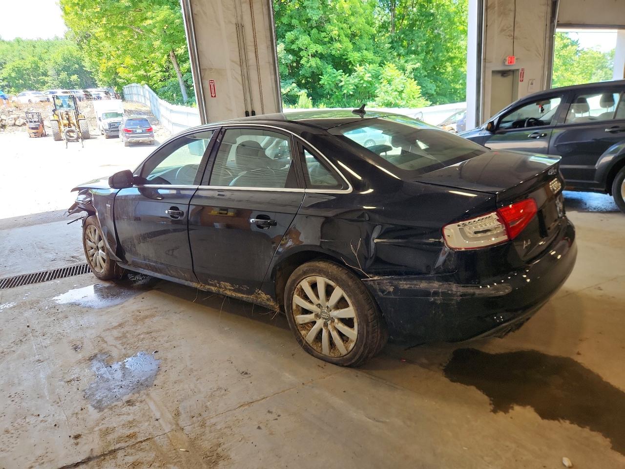 2015 Audi A4 Premium Black vin: WAUBFAFL7FN030586