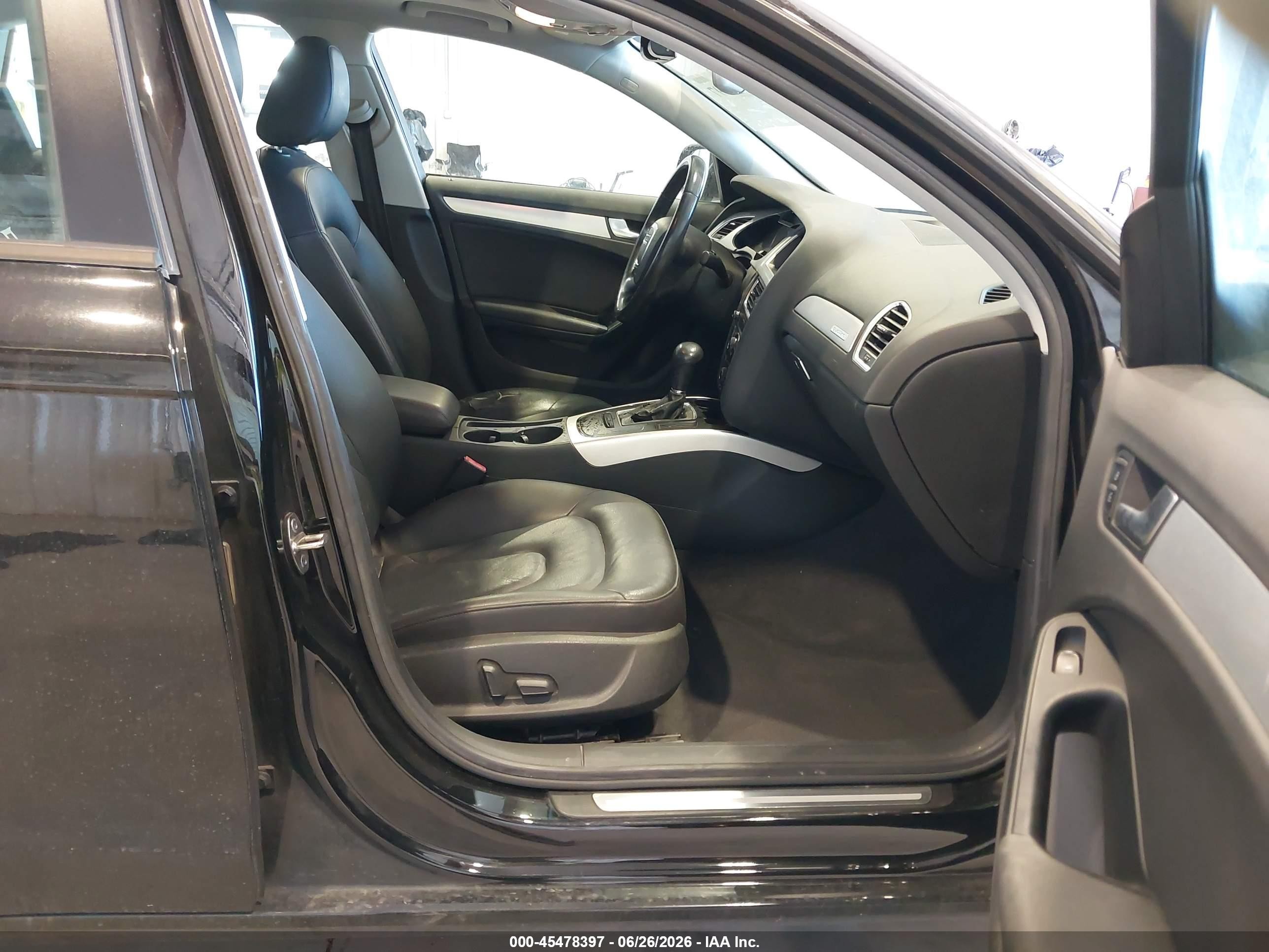 2010 Audi A4 2.0t Premium Black vin: WAUBFAFL8AN030699
