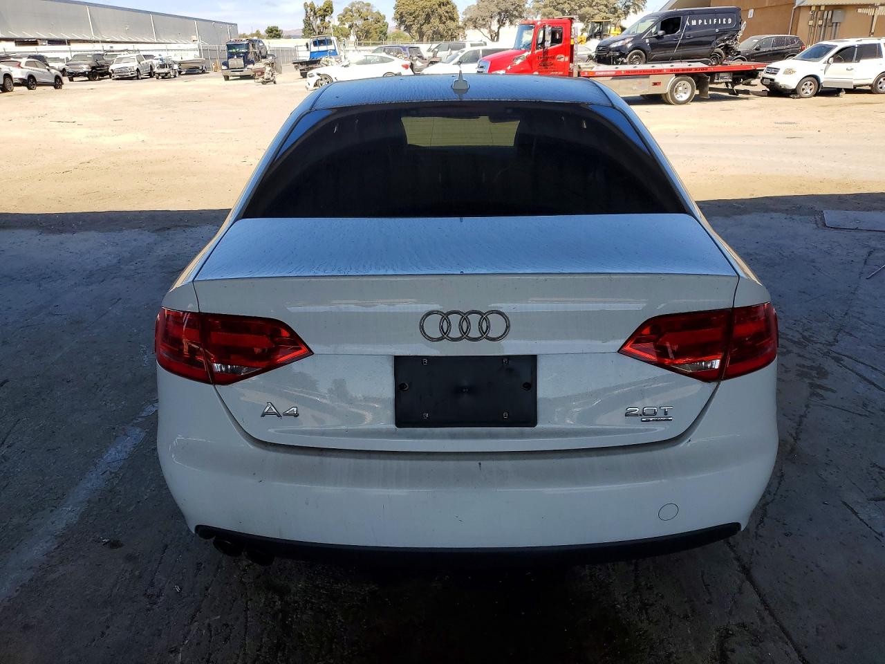 2012 Audi A4 Premium White vin: WAUBFAFL8CN004123