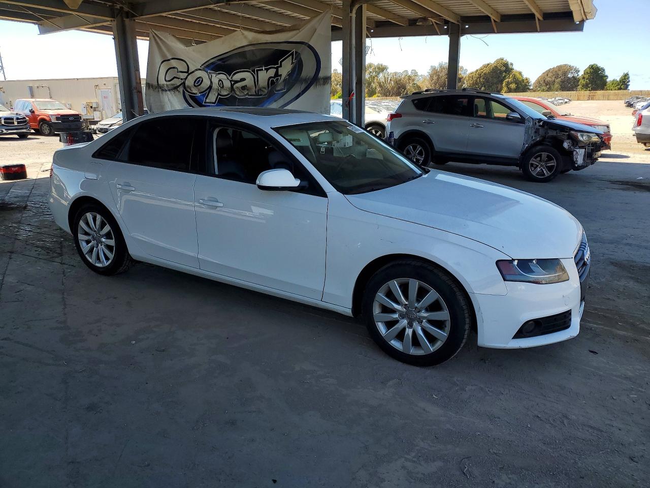 2012 Audi A4 Premium White vin: WAUBFAFL8CN004123