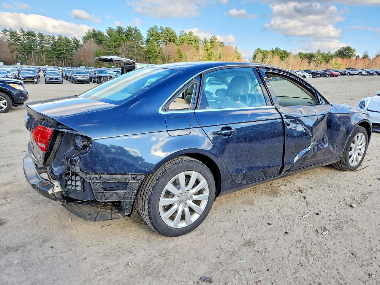 2012 Audi A4 Premium Black vin: WAUBFAFL8CN019639