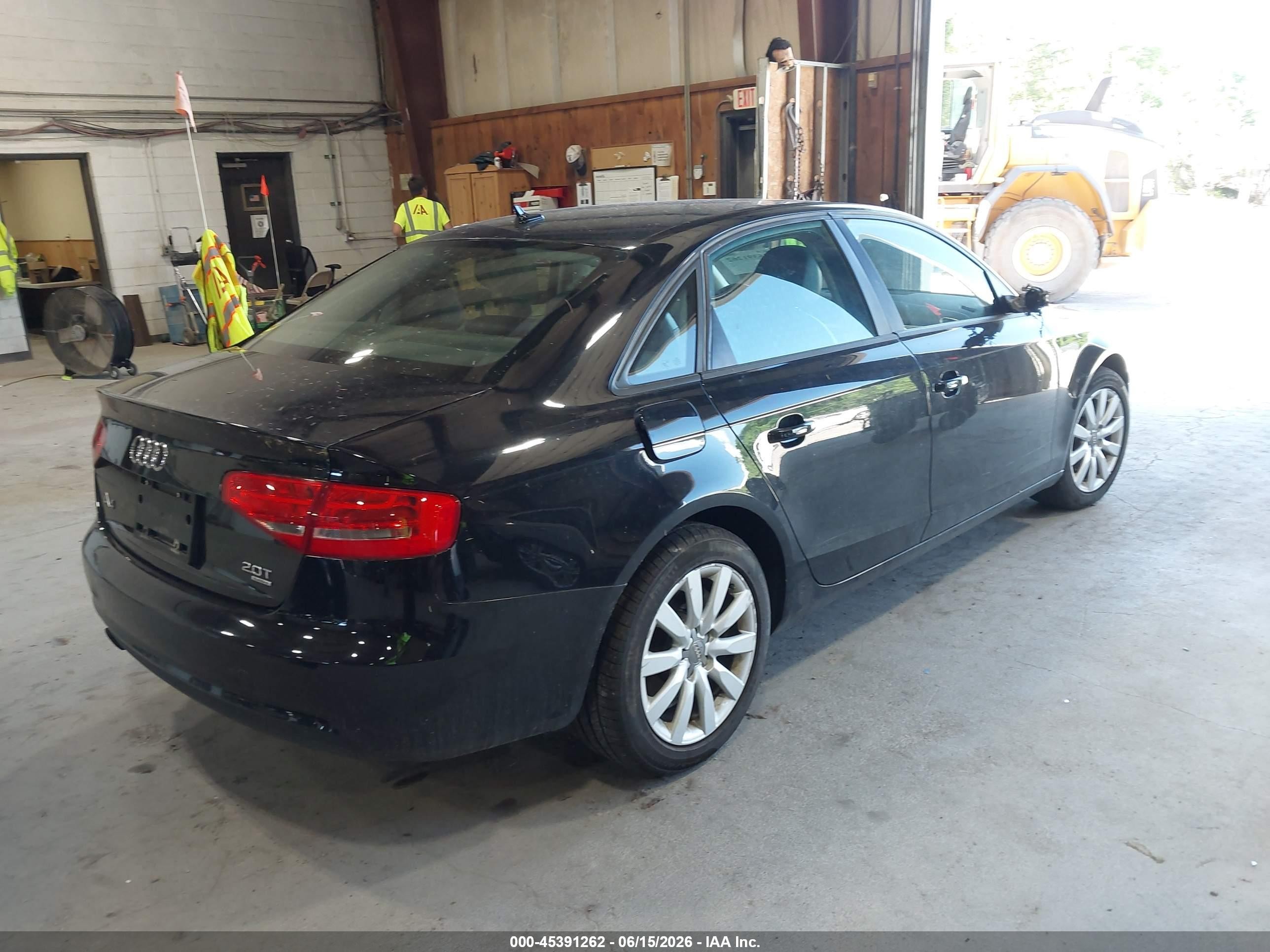 2013 Audi A4 2.0t Premium Black vin: WAUBFAFL8DN026656