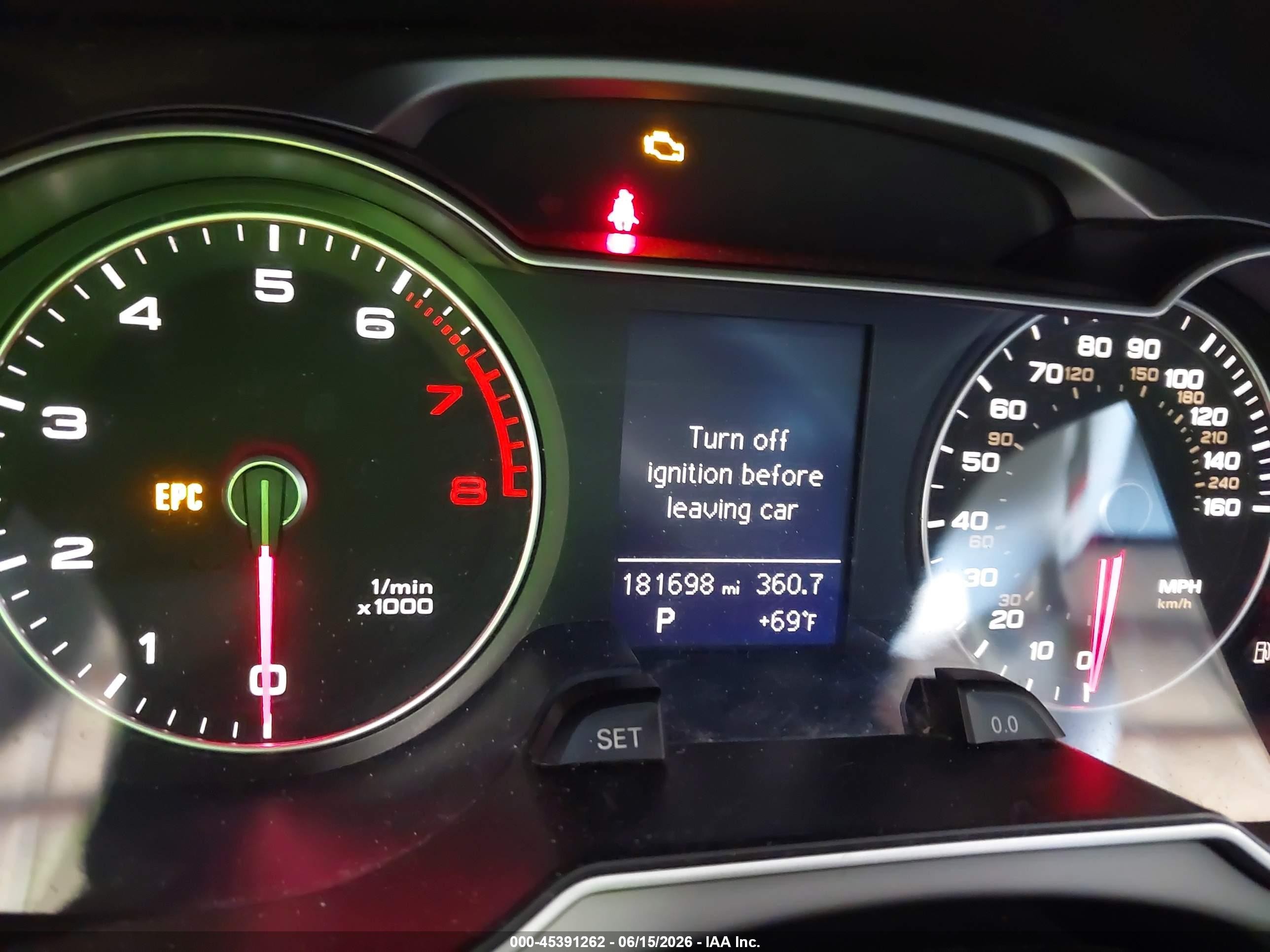 2013 Audi A4 2.0t Premium Black vin: WAUBFAFL8DN026656