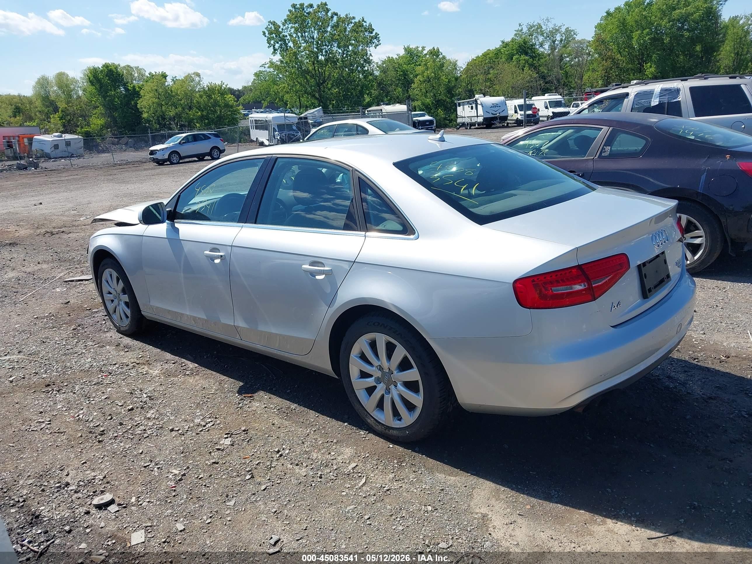 2013 Audi A4 2.0t Premium Silver vin: WAUBFAFL8DN038855