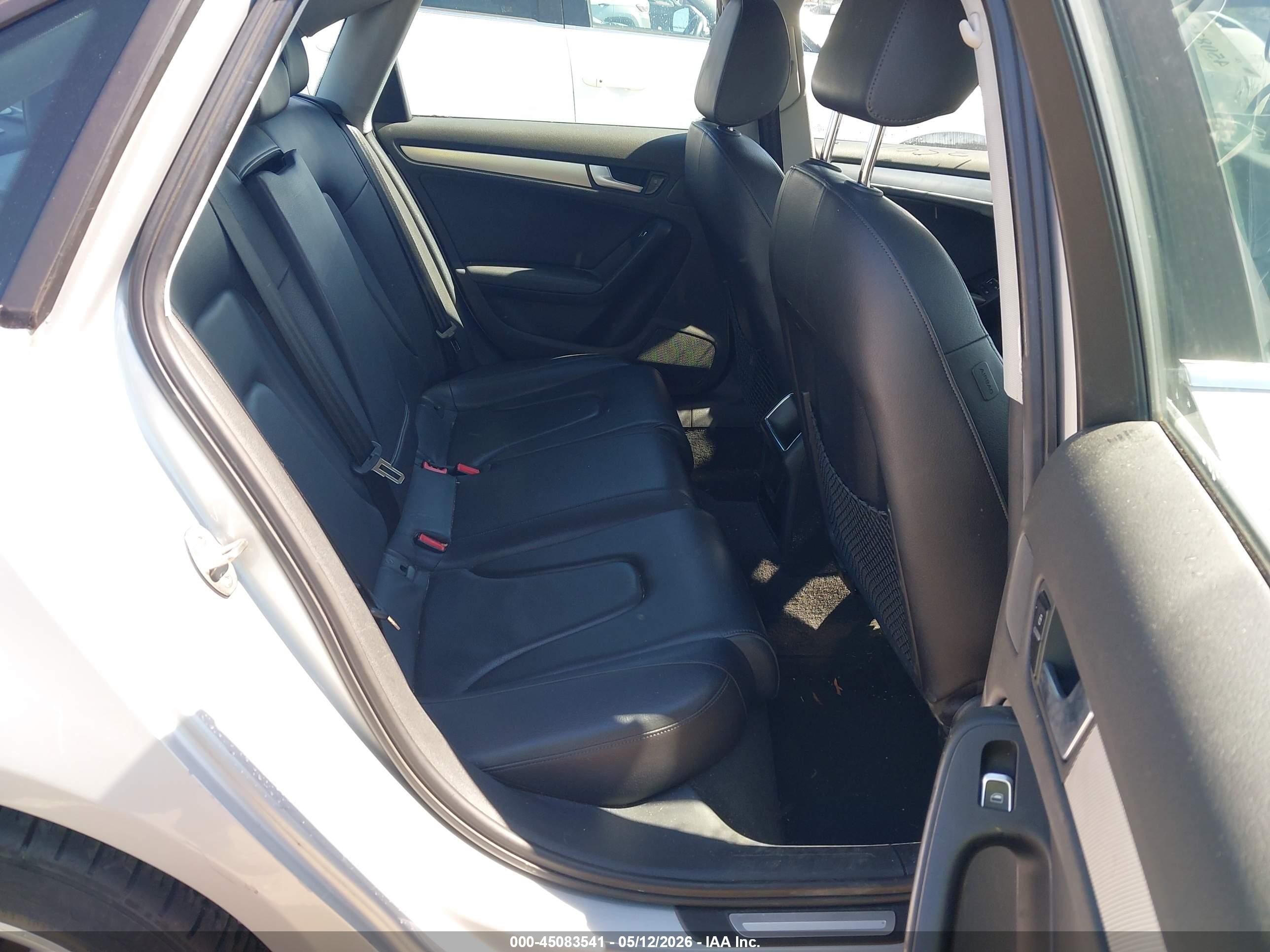 2013 Audi A4 2.0t Premium Silver vin: WAUBFAFL8DN038855