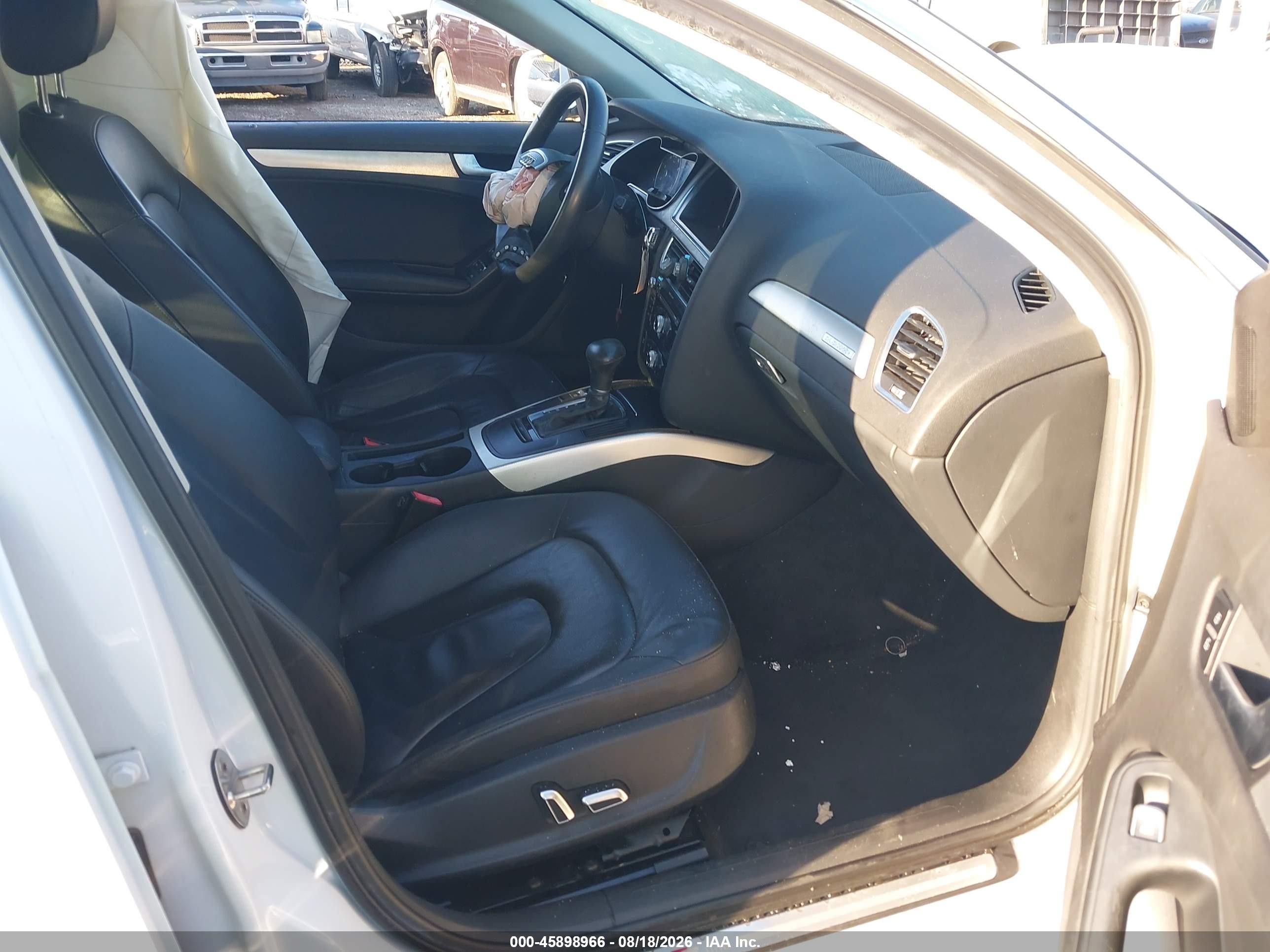 2014 Audi A4 2.0t Premium White vin: WAUBFAFL8EN026836
