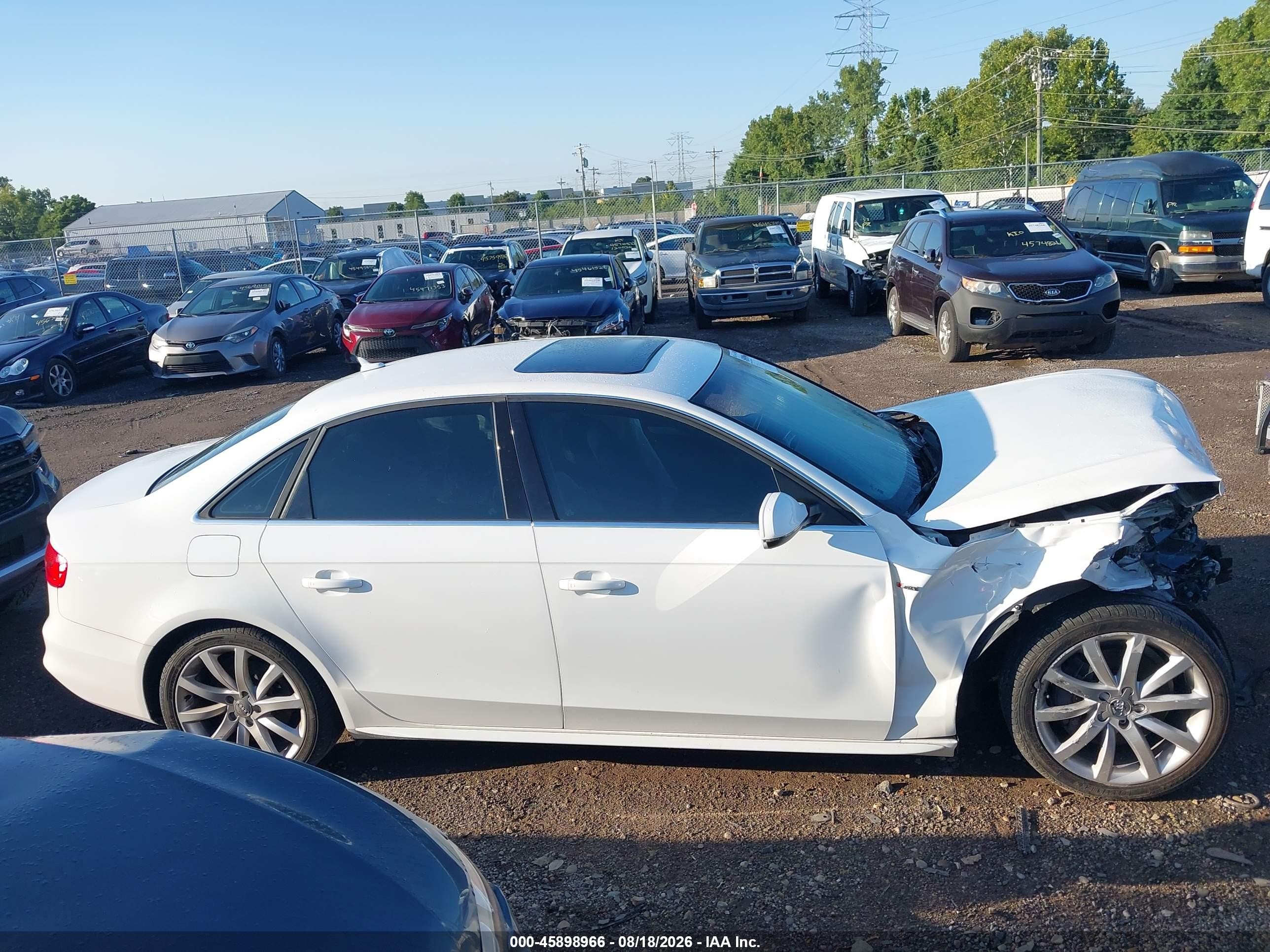 2014 Audi A4 2.0t Premium White vin: WAUBFAFL8EN026836