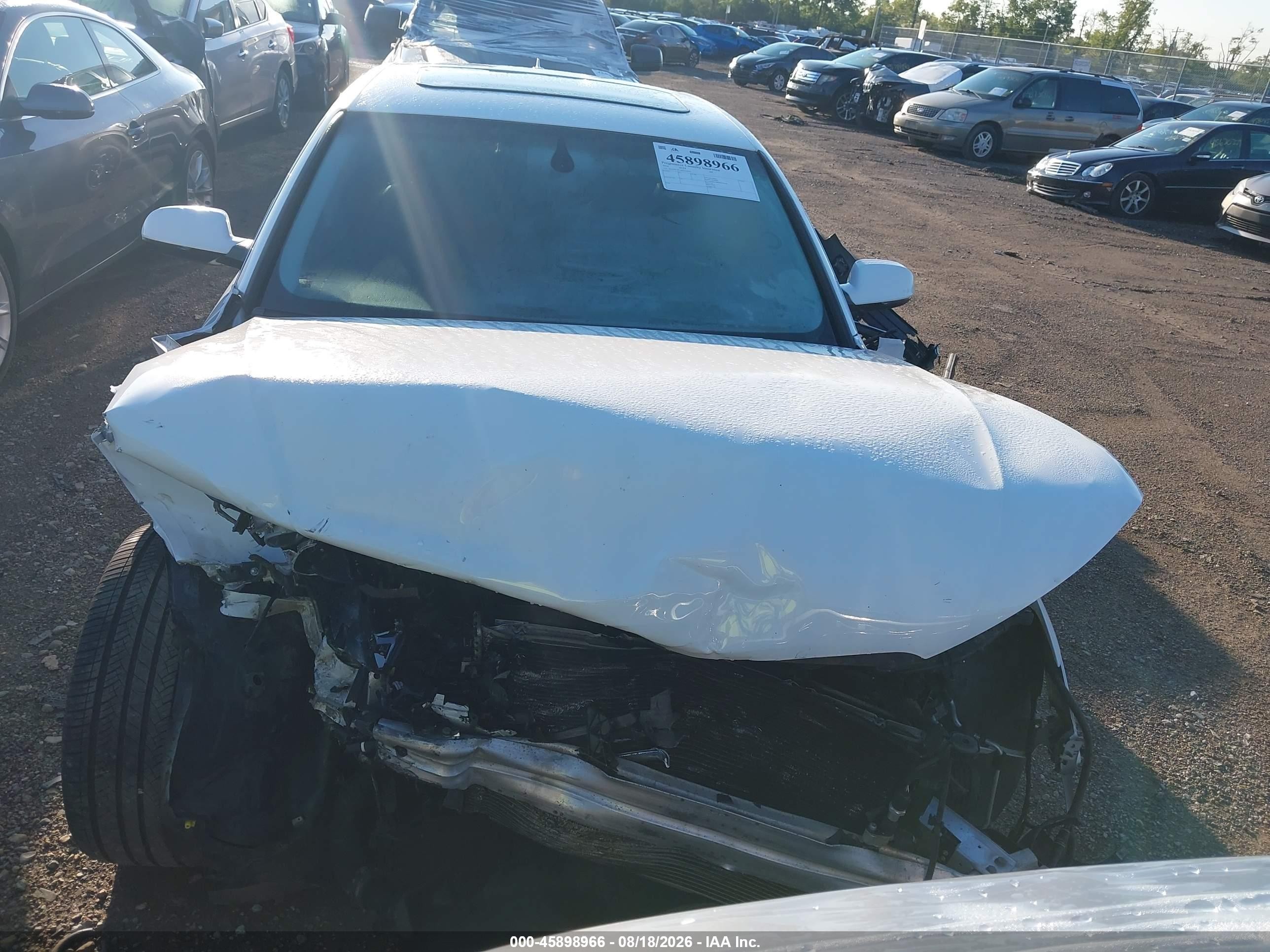2014 Audi A4 2.0t Premium White vin: WAUBFAFL8EN026836