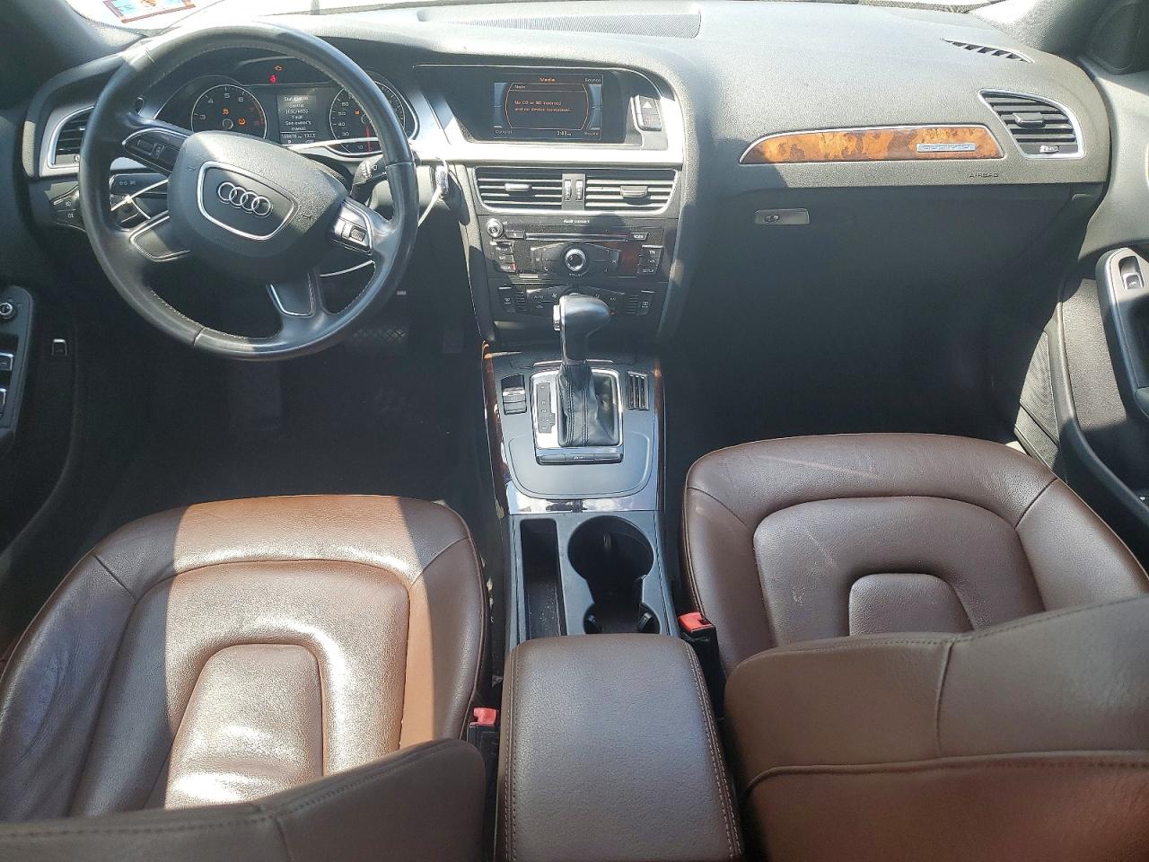 2014 Audi A4 Premium Черный vin: WAUBFAFL8EN040669