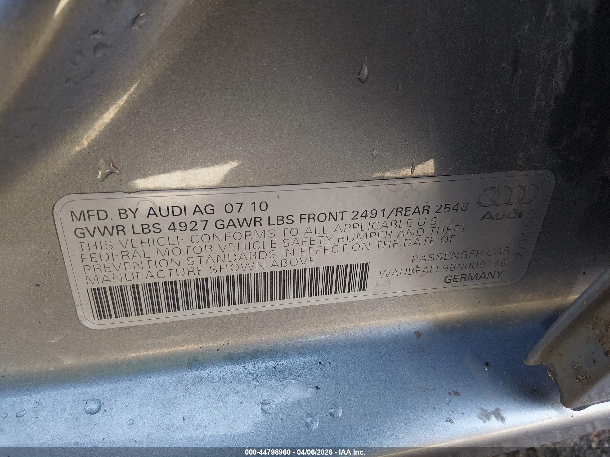 2011 Audi A4 2.0t Premium Silver vin: WAUBFAFL9BN009166
