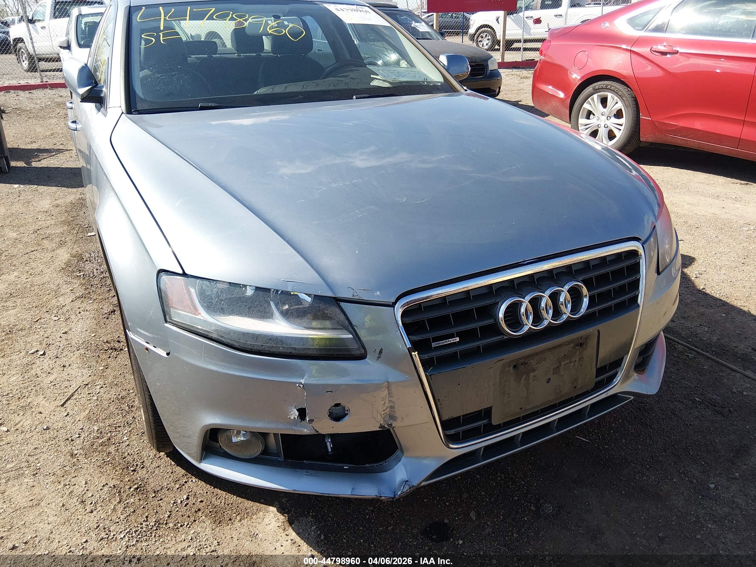 2011 Audi A4 2.0t Premium Silver vin: WAUBFAFL9BN009166