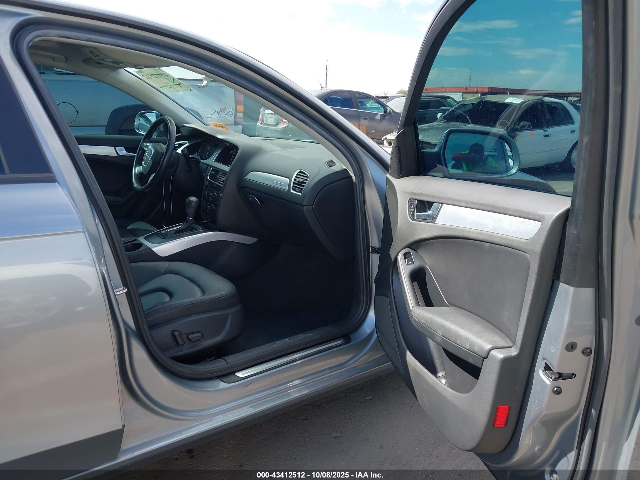 2011 Audi A4 2.0t Premium Gray vin: WAUBFAFL9BN010575