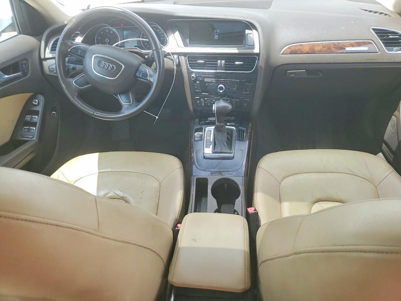 2013 Audi A4 Premium White vin: WAUBFAFL9DN022647
