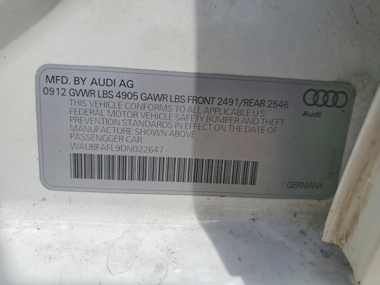 2013 Audi A4 Premium White vin: WAUBFAFL9DN022647