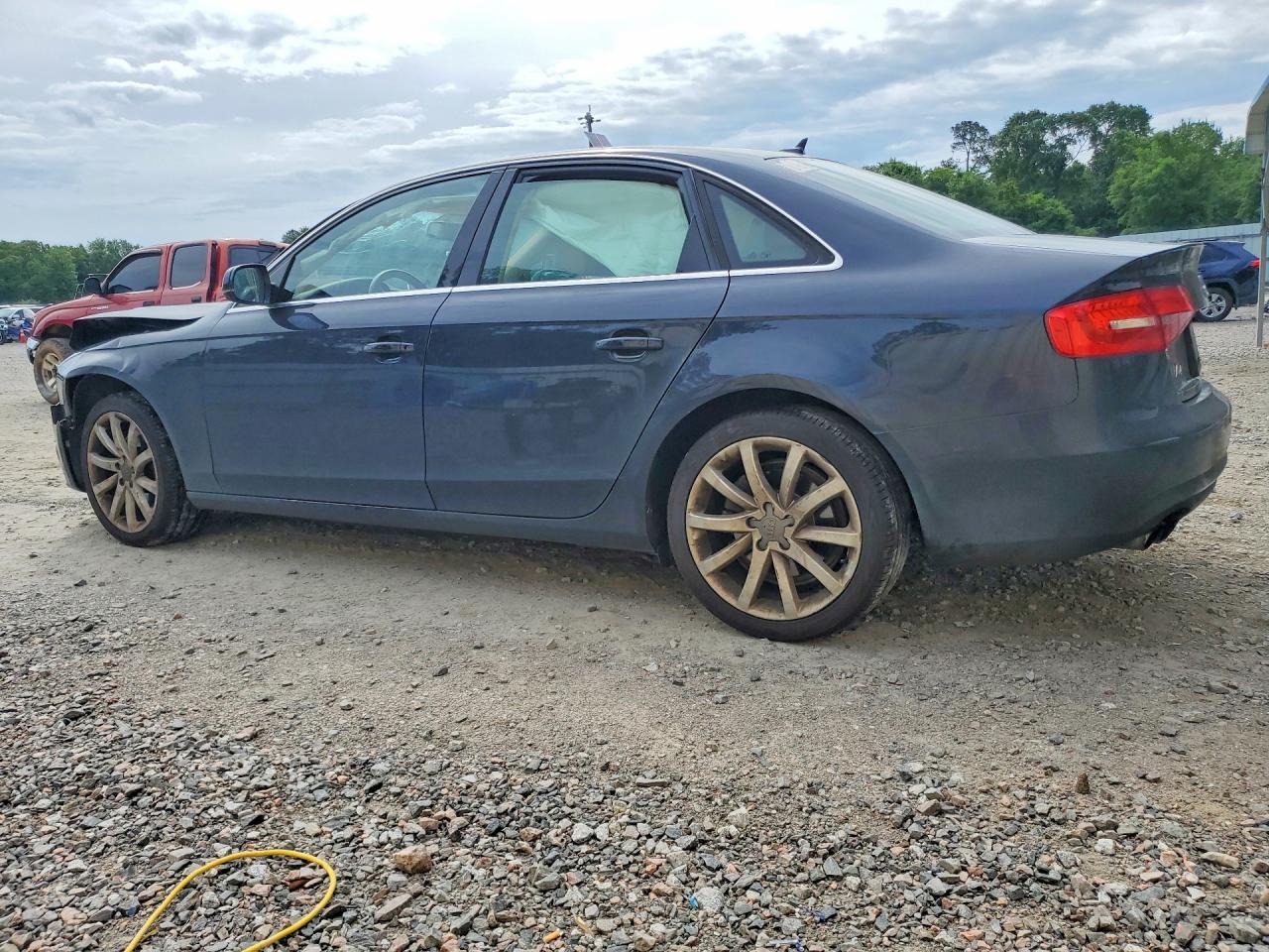 2013 Audi A4 Premium Black vin: WAUBFAFL9DN034250