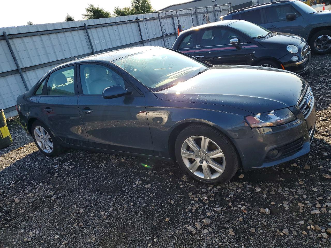 2011 Audi A4 Premium Gray vin: WAUBFAFLXBN038966