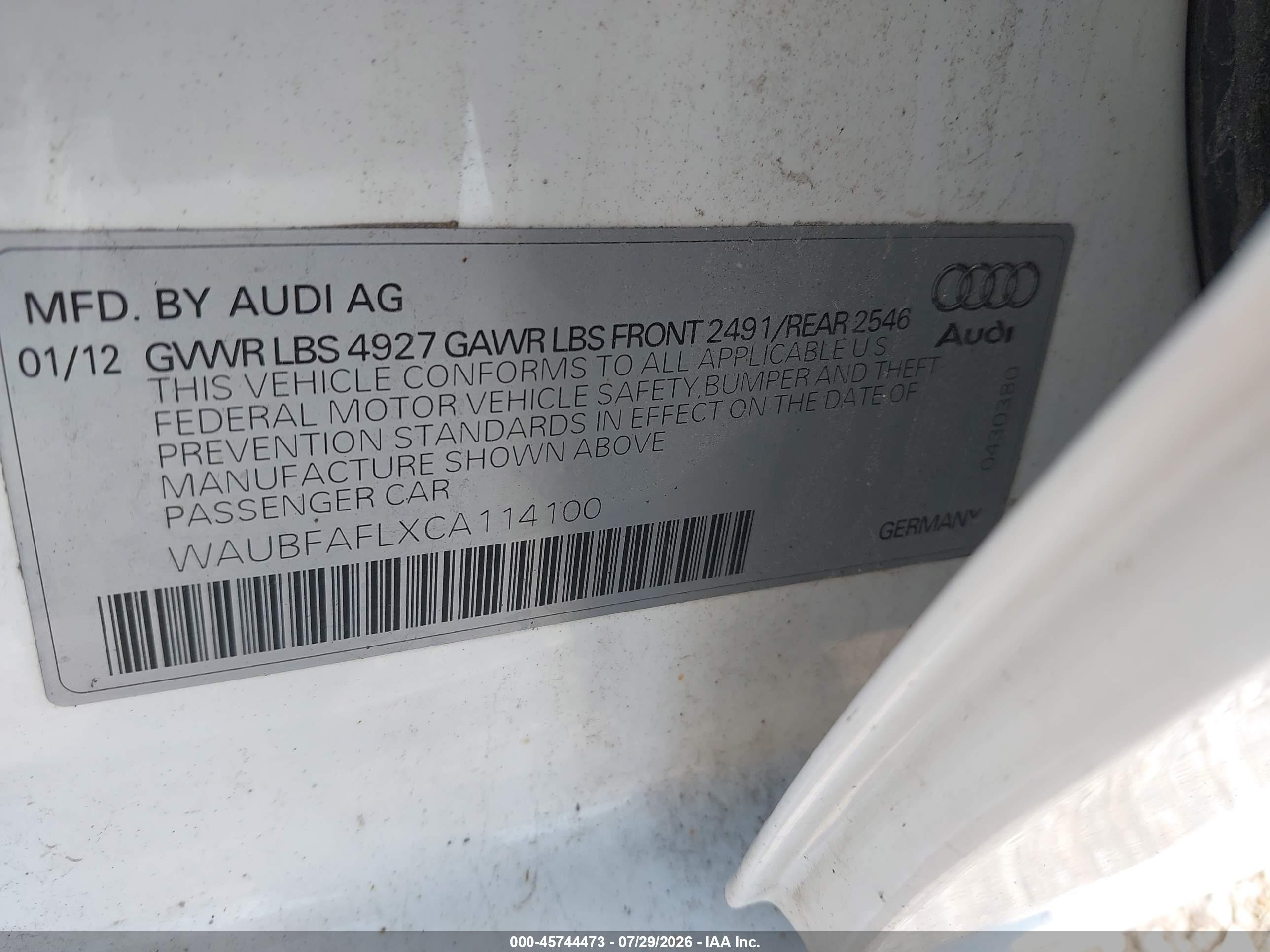 2012 Audi A4 2.0t Premium White vin: WAUBFAFLXCA114100