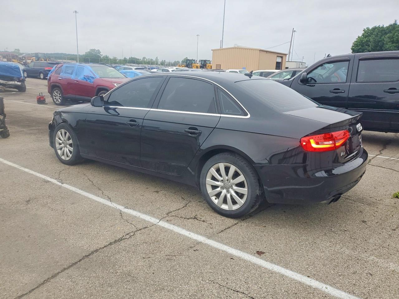 2013 Audi A4 Premium Черный vin: WAUBFAFLXDN007834
