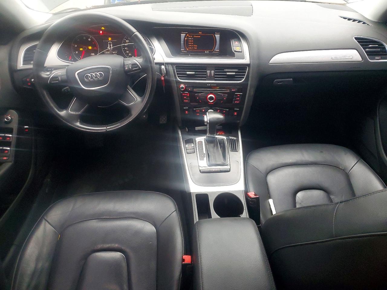 2013 Audi A4 Premium Черный vin: WAUBFAFLXDN007834