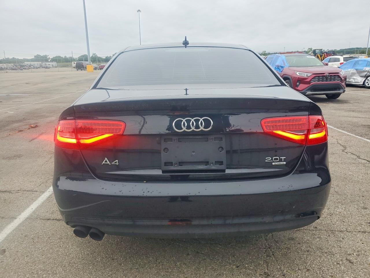 2013 Audi A4 Premium Черный vin: WAUBFAFLXDN007834