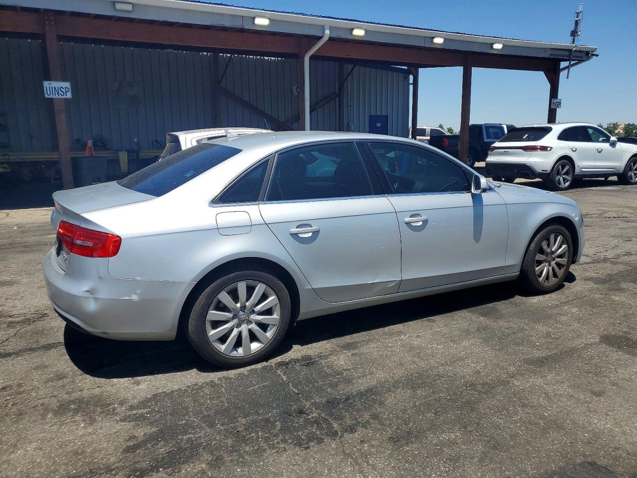 2013 Audi A4 Premium Silver vin: WAUBFAFLXDN035164
