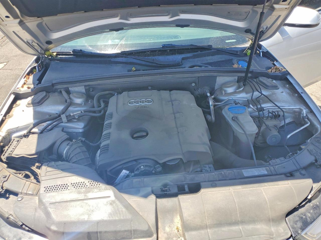 2013 Audi A4 Premium Silver vin: WAUBFAFLXDN035164