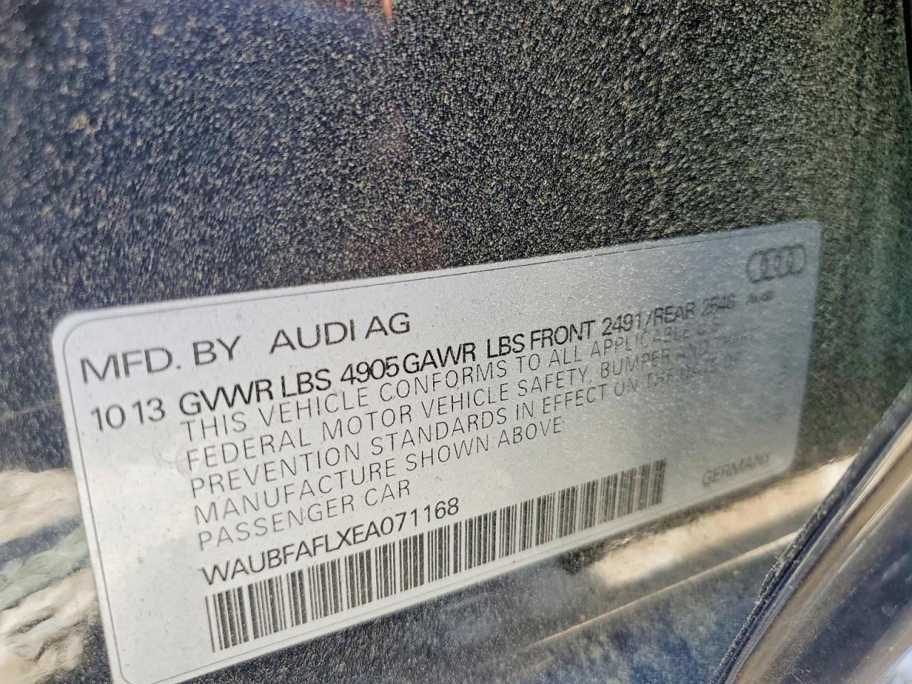 2014 Audi A4 Premium Blue vin: WAUBFAFLXEA071168