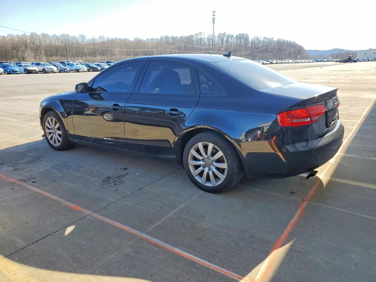 2014 Audi A4 Premium Черный vin: WAUBFAFLXEN000853