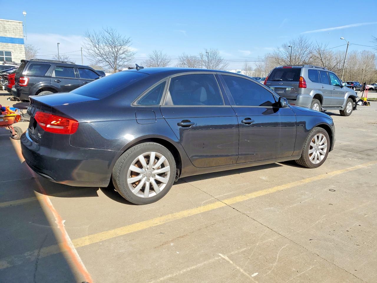 2014 Audi A4 Premium Черный vin: WAUBFAFLXEN000853