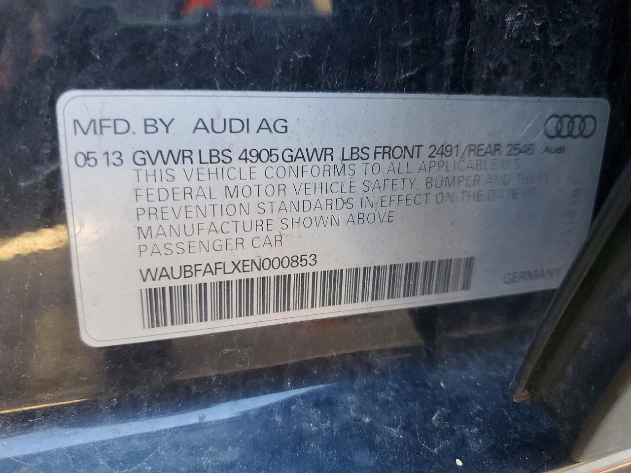 2014 Audi A4 Premium Черный vin: WAUBFAFLXEN000853