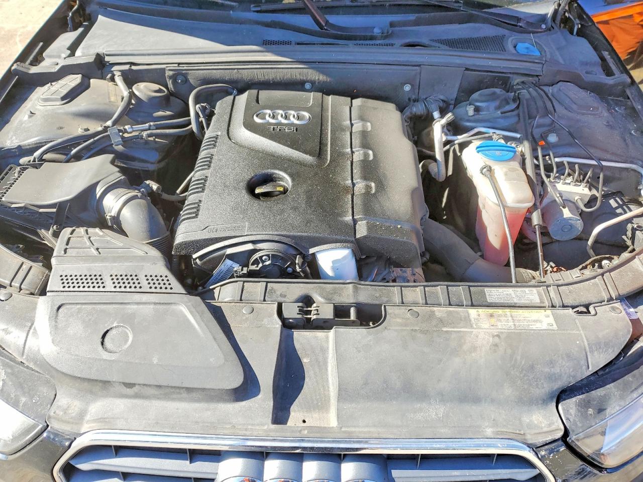 2014 Audi A4 Premium Черный vin: WAUBFAFLXEN000853