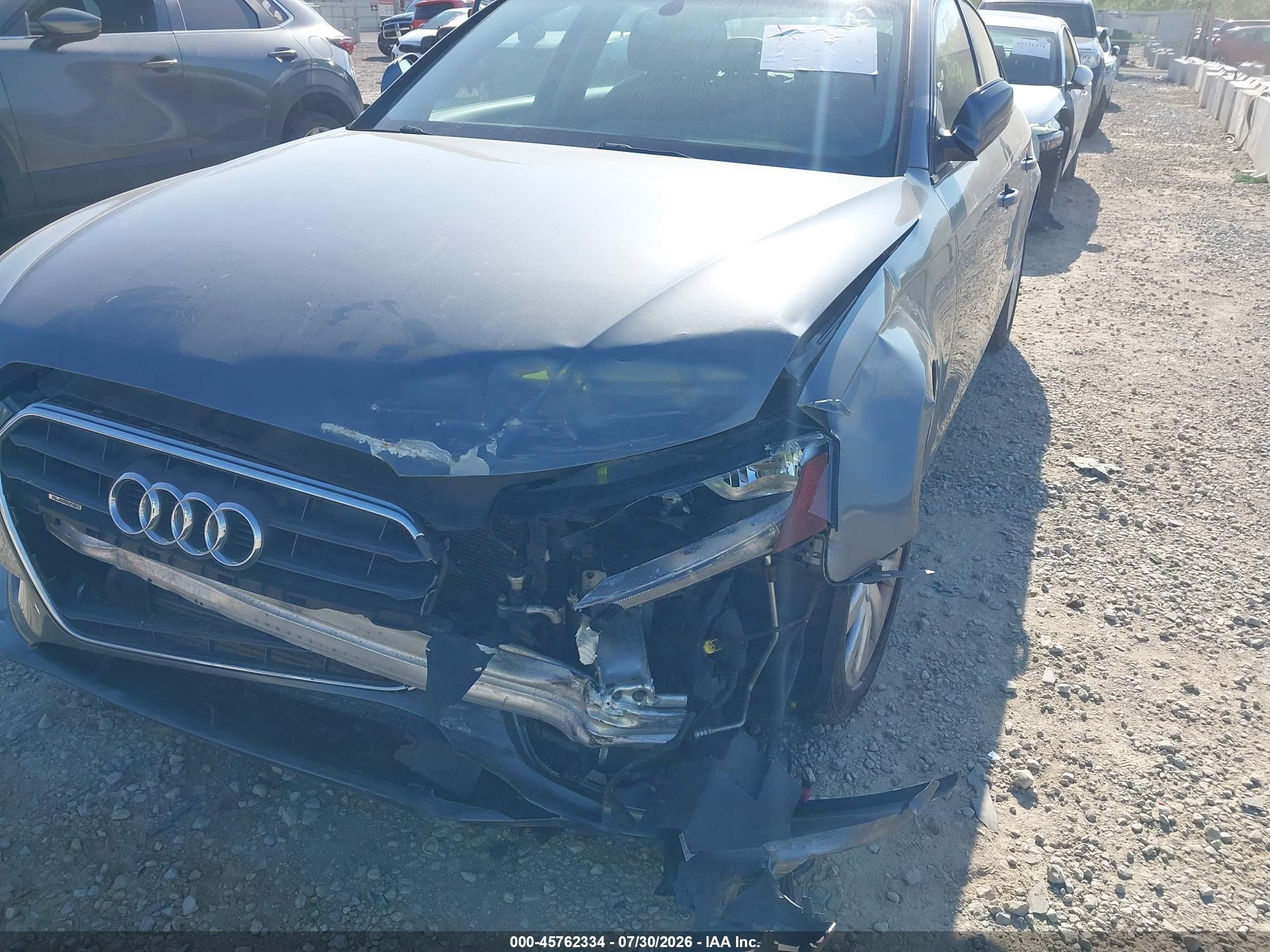 2014 Audi A4 2.0t Premium Gray vin: WAUBFAFLXEN002487