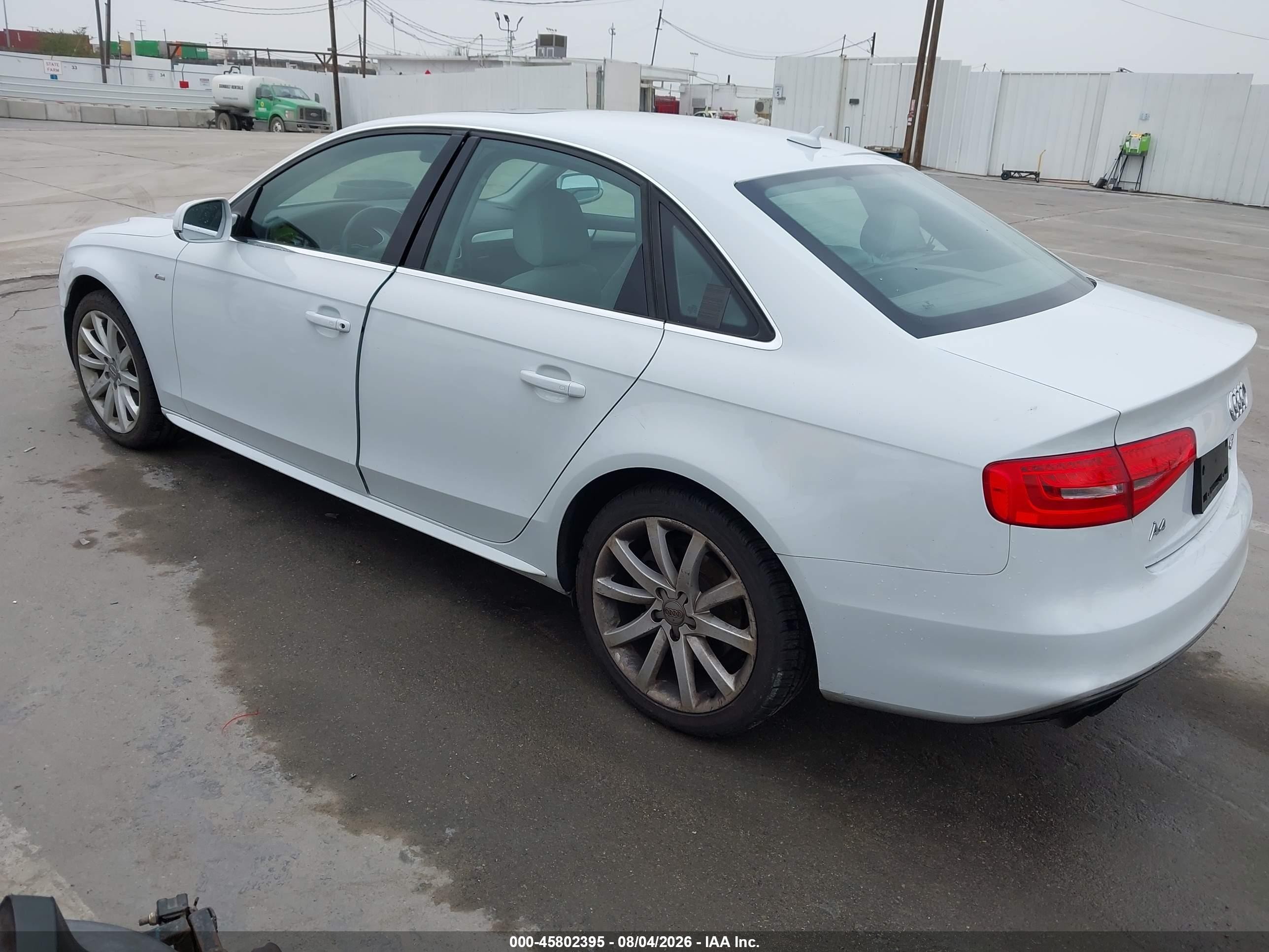 2014 Audi A4 2.0t Premium White vin: WAUBFAFLXEN034307