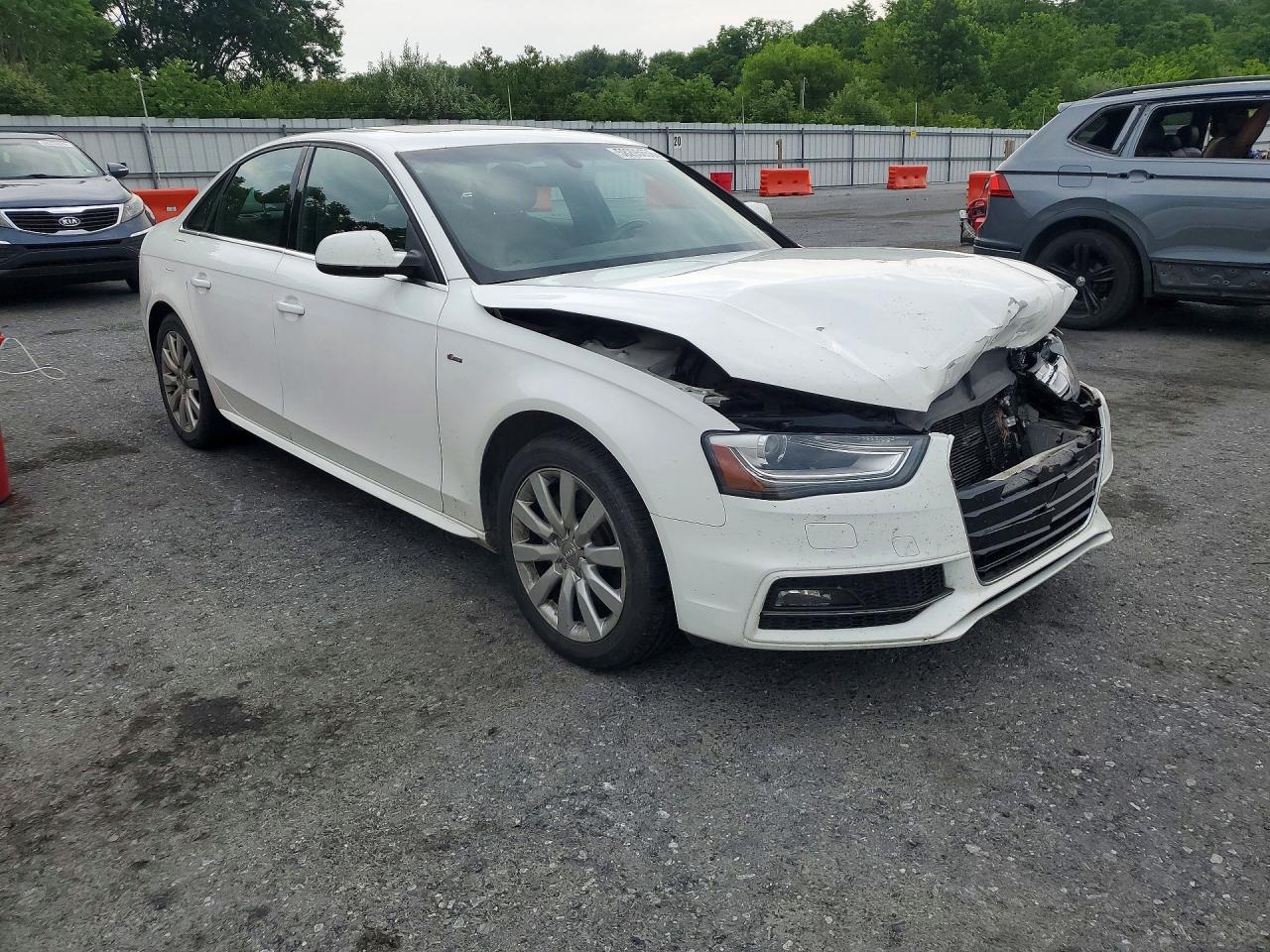 2015 Audi A4 Premium White vin: WAUBFAFLXFA016642