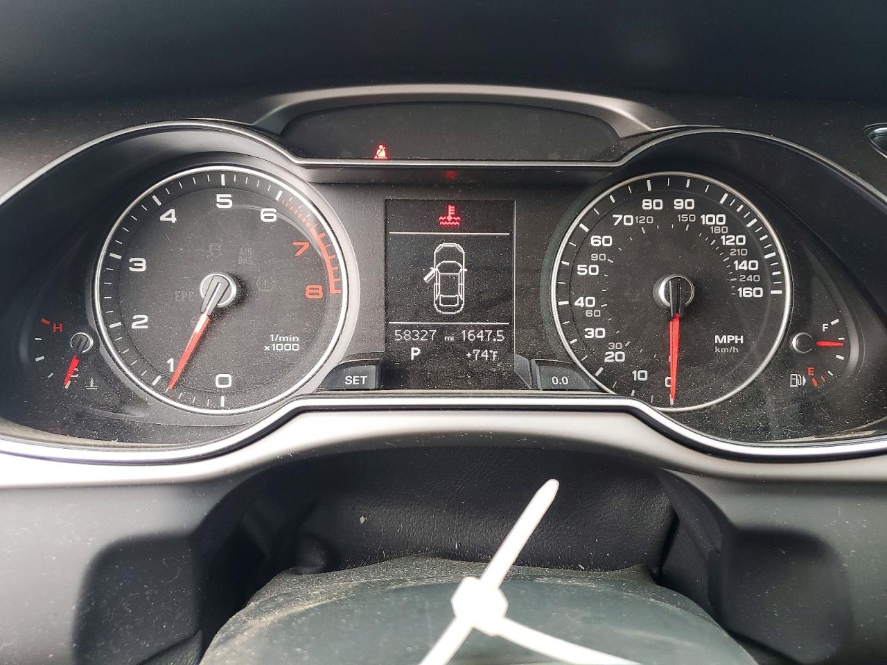 2015 Audi A4 Premium White vin: WAUBFAFLXFA016642