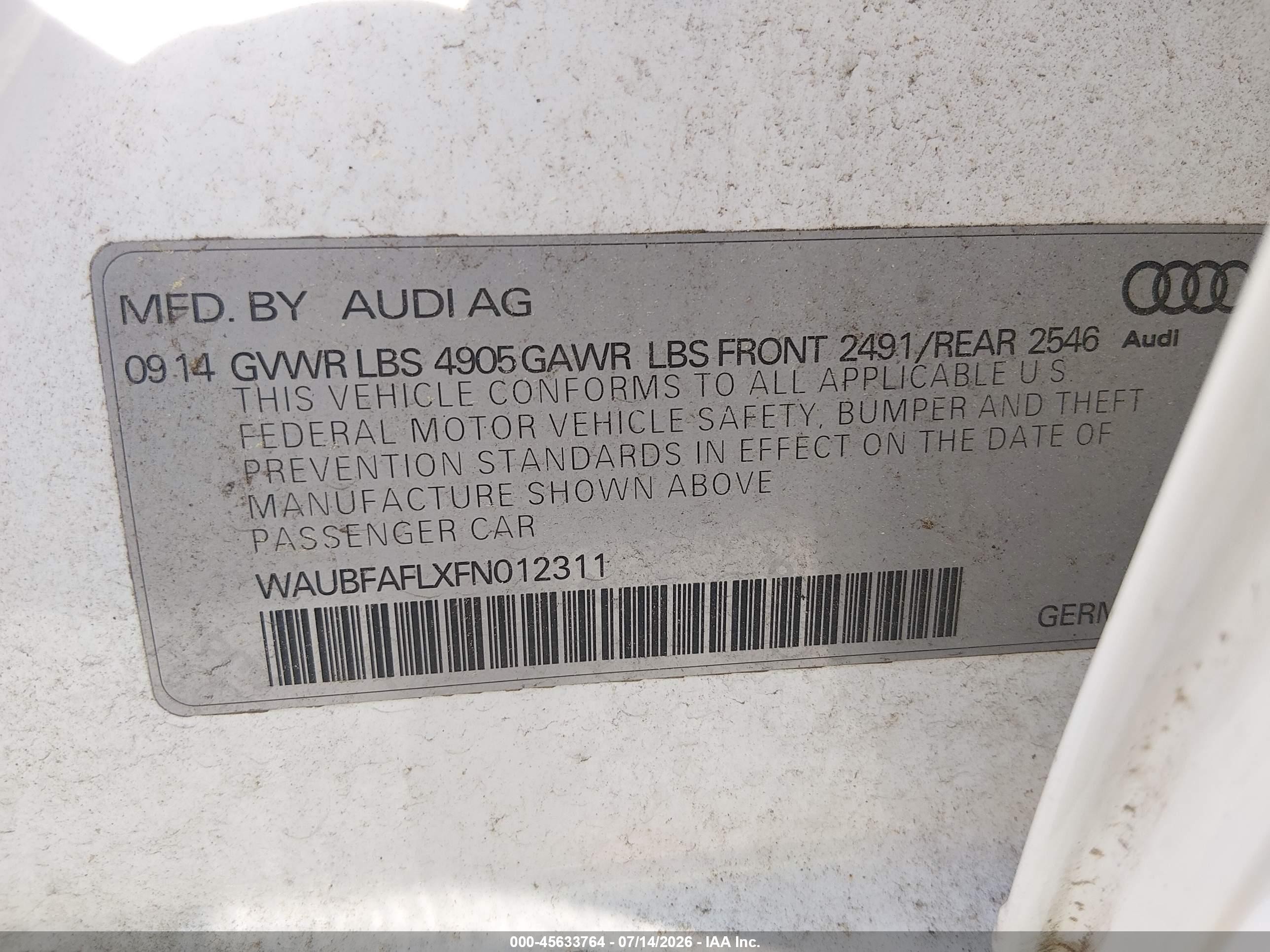 2015 Audi A4 2.0t Premium White vin: WAUBFAFLXFN012311