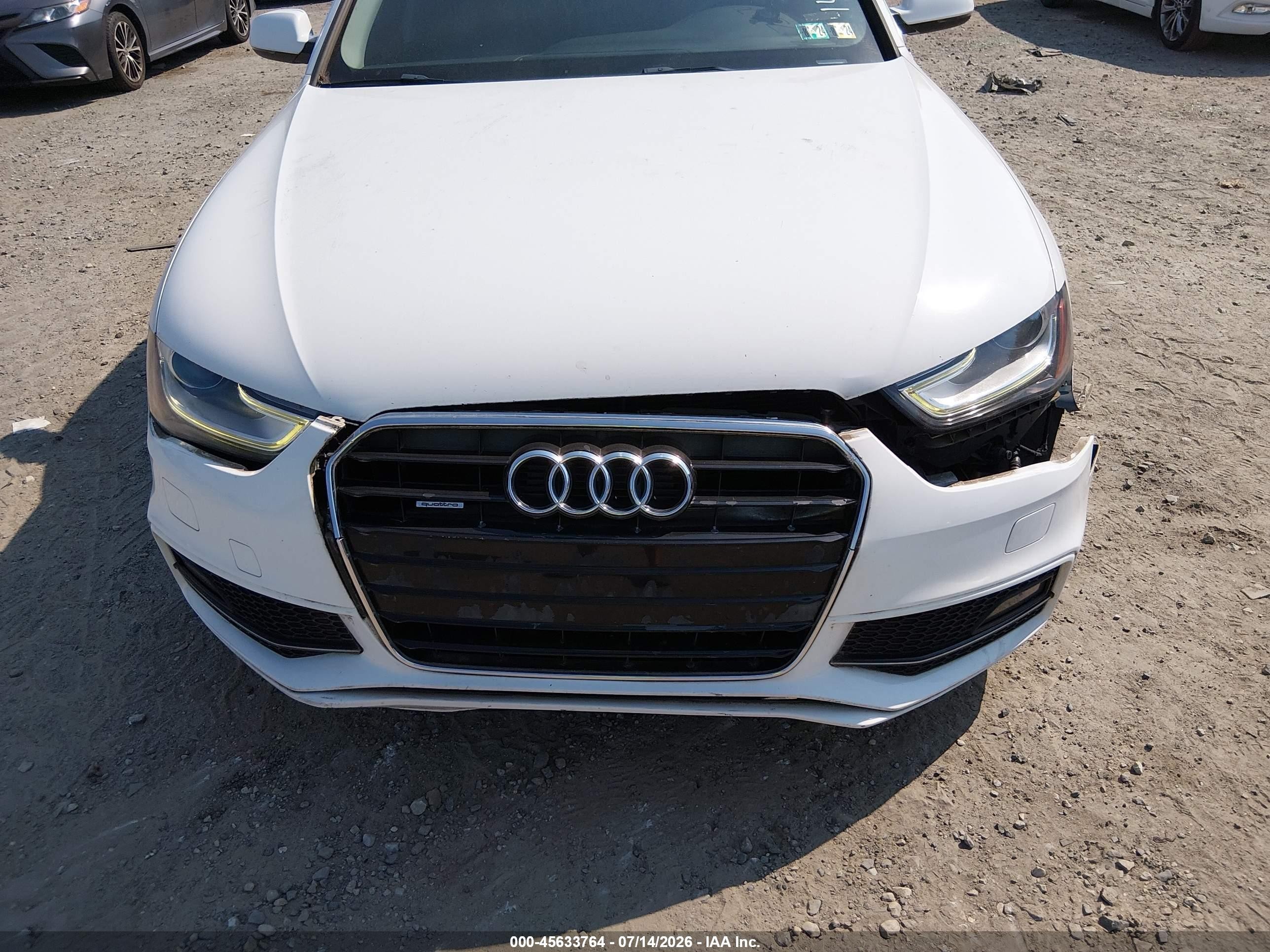 2015 Audi A4 2.0t Premium White vin: WAUBFAFLXFN012311
