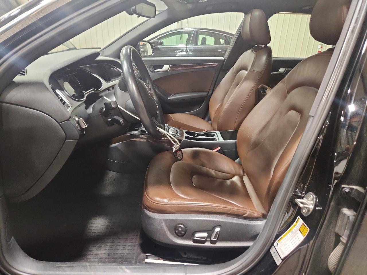 2015 Audi A4 Premium Black vin: WAUBFAFLXFN020523