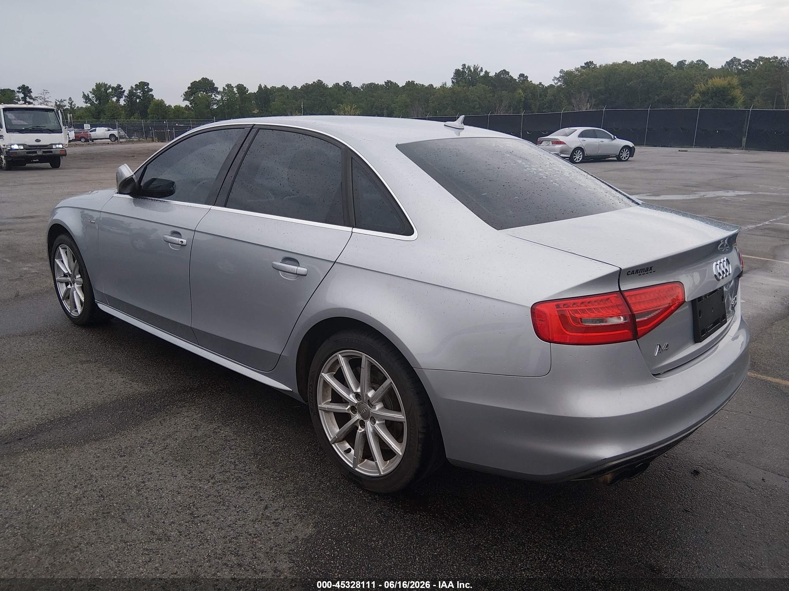 2015 Audi A4 2.0t Premium Silver vin: WAUBFAFLXFN027486