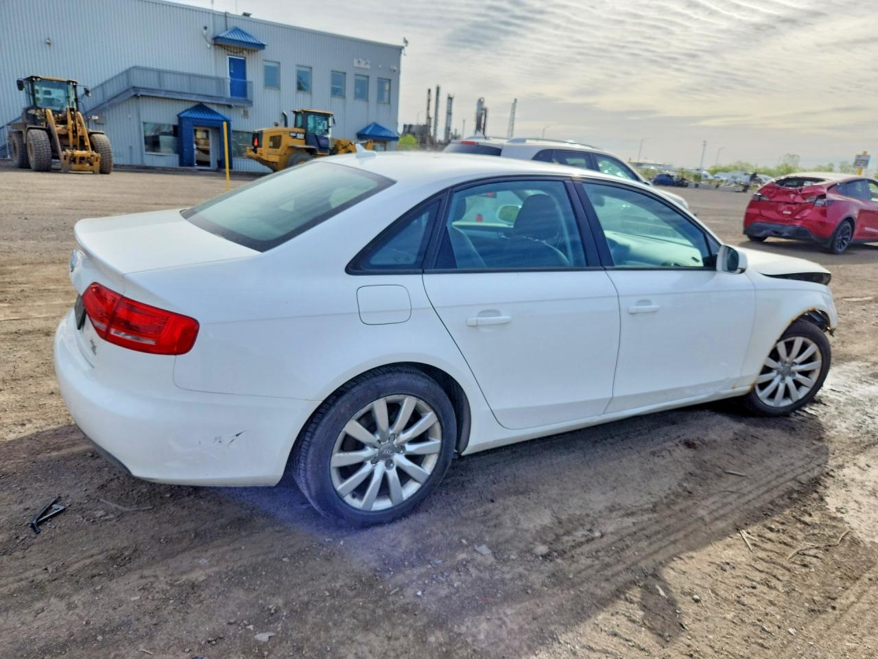 2012 Audi A4 Premium White vin: WAUBFCFL4CN016782
