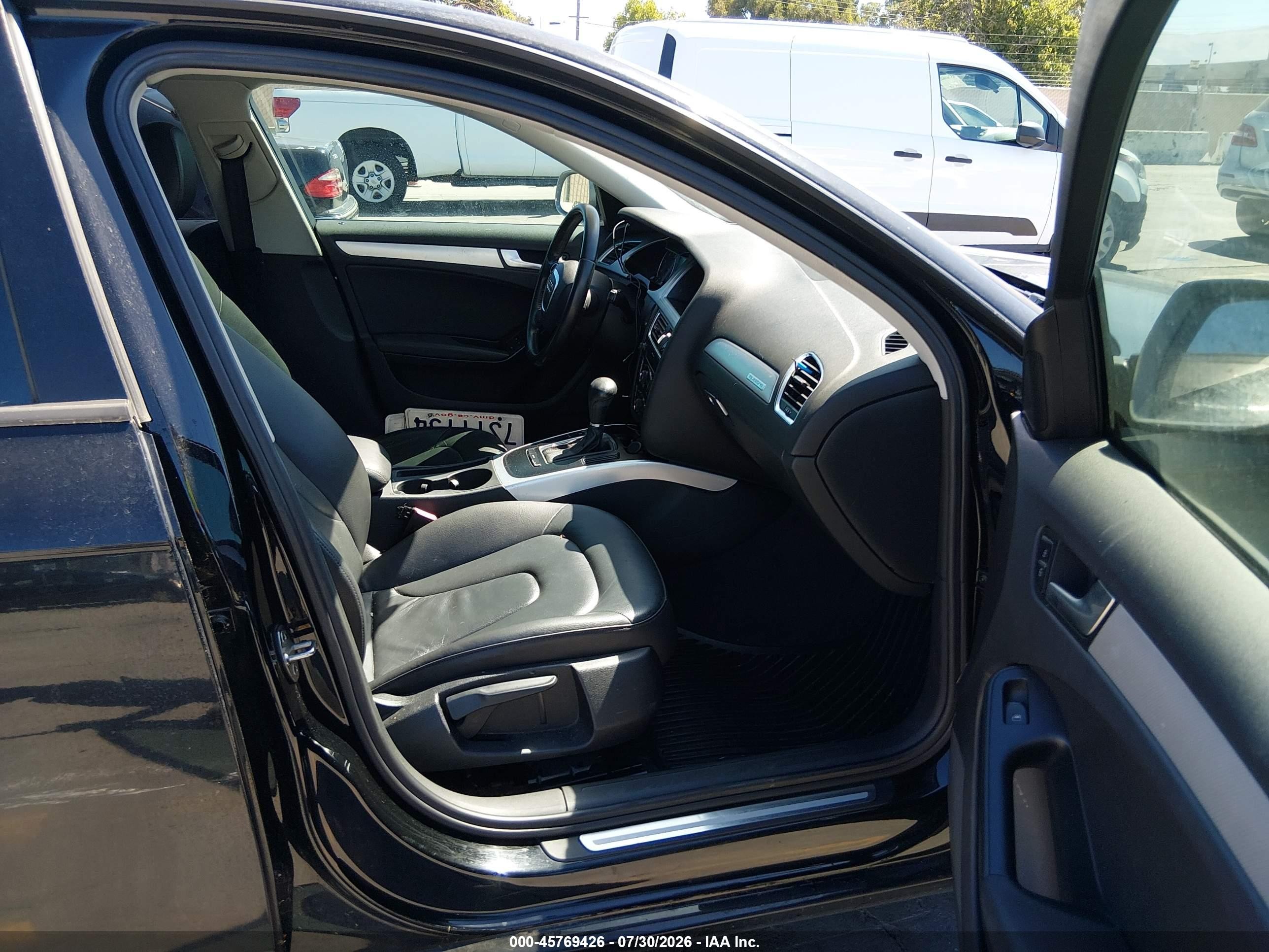 2010 Audi A4 2.0t Premium Black vin: WAUBFCFL5AN051487